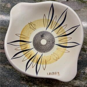 Sascha Brastoff Trinket Dish